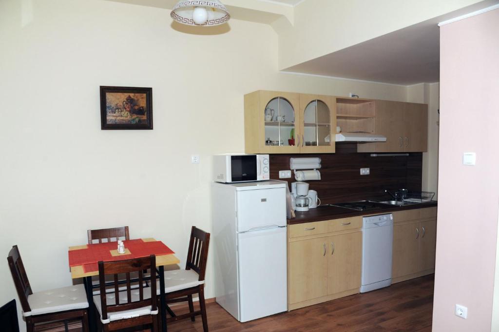 Arany Szőlő Wellness Apartmanház Apartamento Hévíz Quarto foto