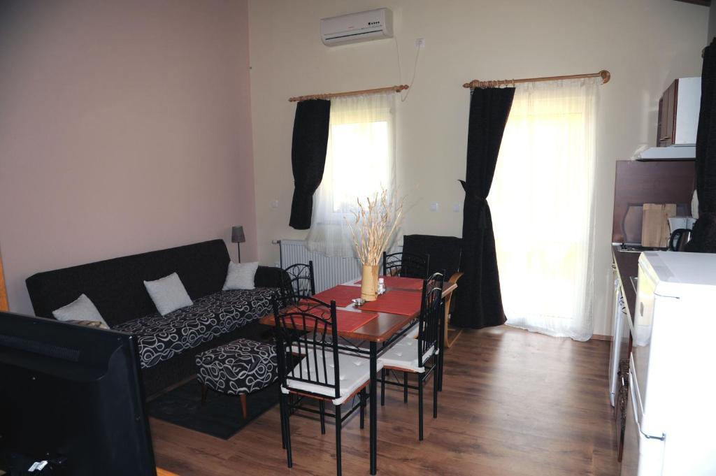 Arany Szőlő Wellness Apartmanház Apartamento Hévíz Quarto foto