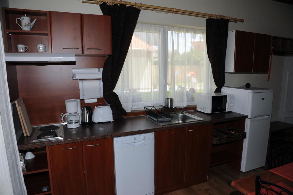 Arany Szőlő Wellness Apartmanház Apartamento Hévíz Quarto foto