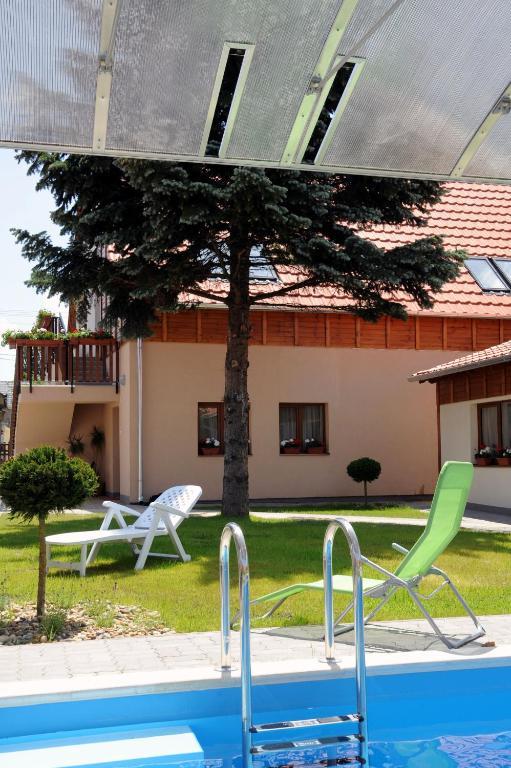 Arany Szőlő Wellness Apartmanház Apartamento Hévíz Exterior foto