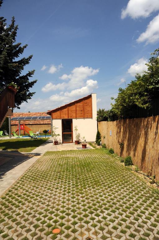 Arany Szőlő Wellness Apartmanház Apartamento Hévíz Exterior foto